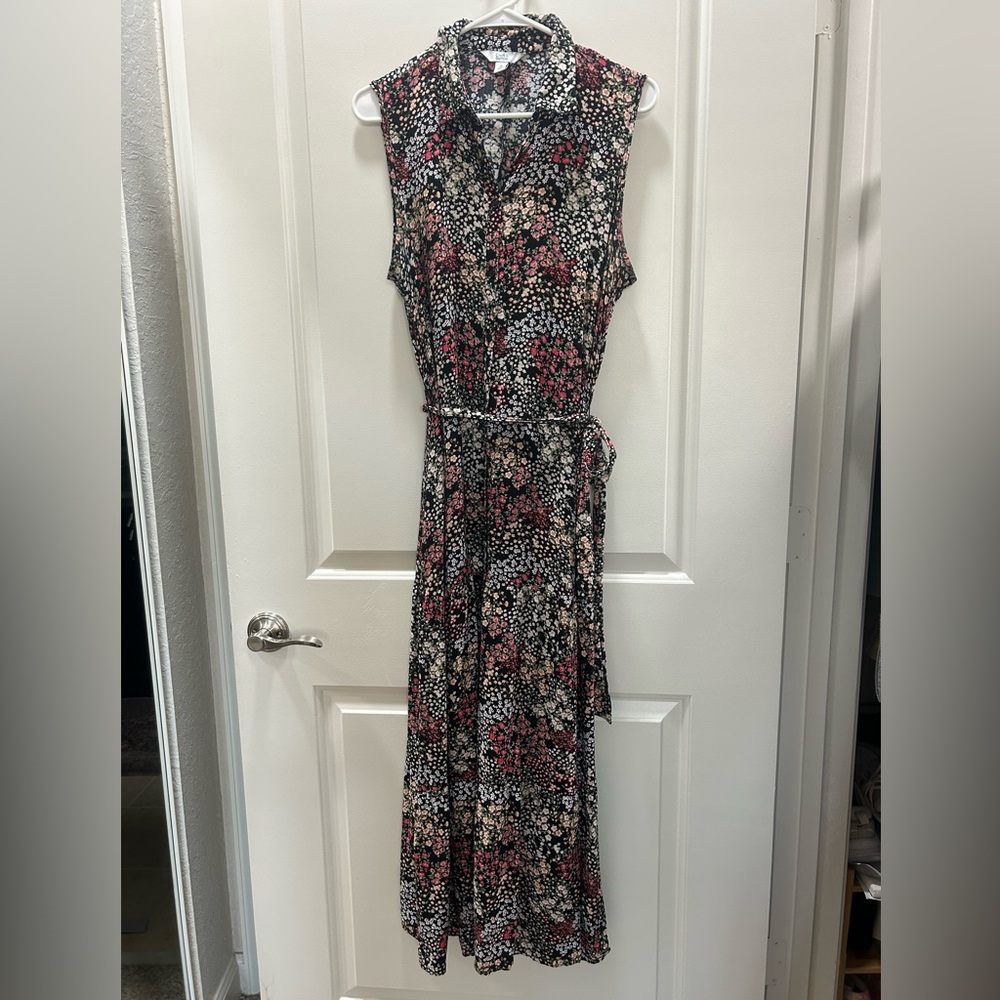 Multi Color Beautiful Floral Sleeveless Dress Size M